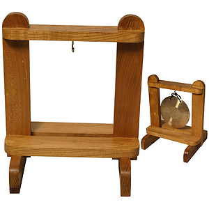 Gong Stand, Mulberry (6" Holding Size)